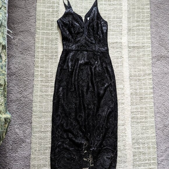 Dress the Population Dresses & Skirts - Dress the Population, black sequin midi dress,.size Small